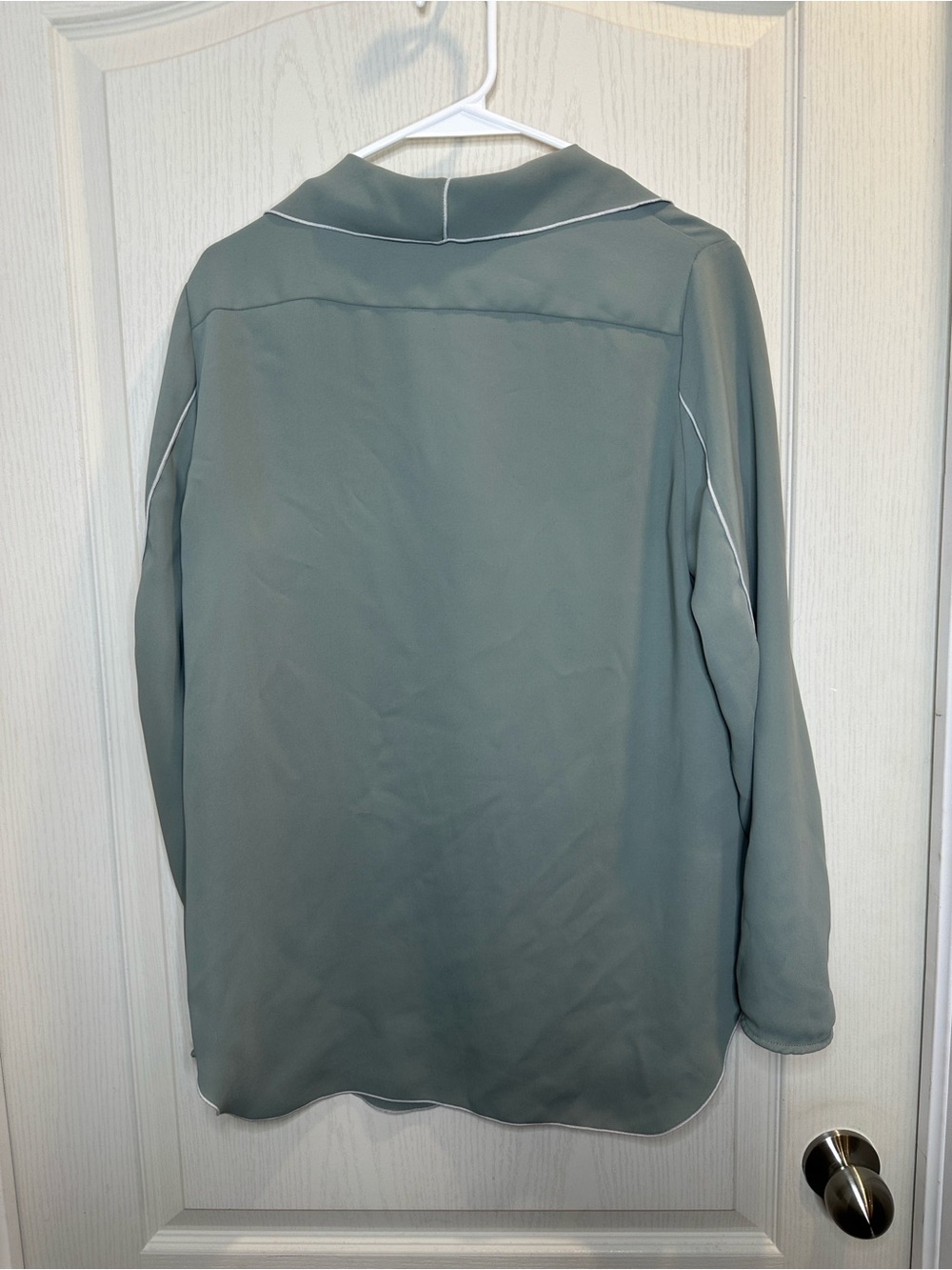 Aritzia Babaton Rena Blouse Seafoam Medium - Picture 2 of 3